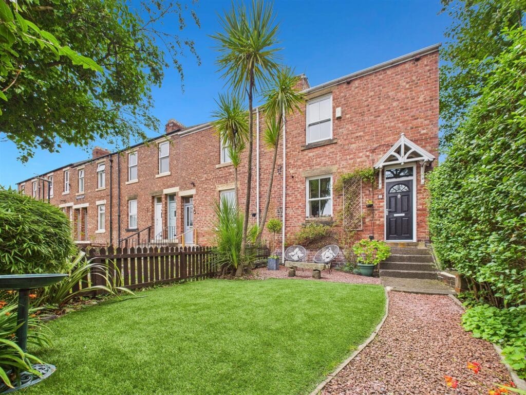 NE9 Property Market Update – Is Now the Right Time to Buy or Sell?