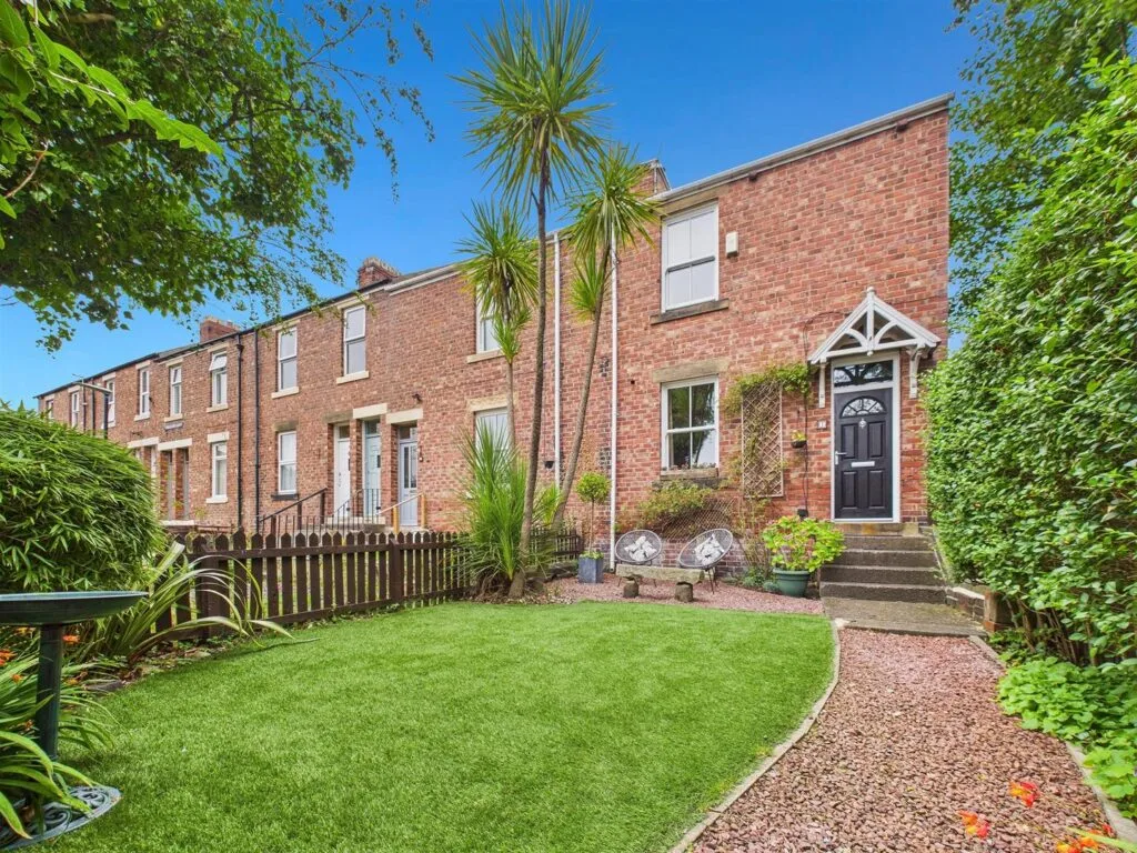 NE9 Property Market Update – Is Now the Right Time to Buy or Sell?